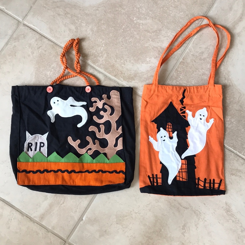 Bundle of 2 Halloween trick or treat bags